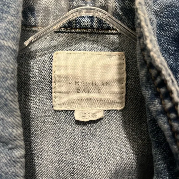 American Eagle Outfitters Light Blue Denim Jacket - Picture 2 of 3